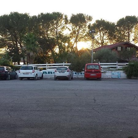 Bed & Breakfast Il Casaletto ทิโวลิ แตร์เม ภายนอก รูปภาพ