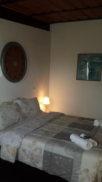 Bed & Breakfast Il Casaletto ทิโวลิ แตร์เม ภายนอก รูปภาพ