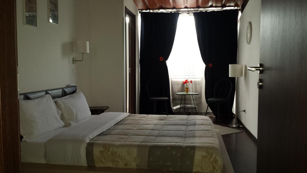 Bed & Breakfast Il Casaletto ทิโวลิ แตร์เม ภายนอก รูปภาพ