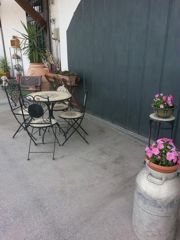 Bed & Breakfast Il Casaletto ทิโวลิ แตร์เม ภายนอก รูปภาพ